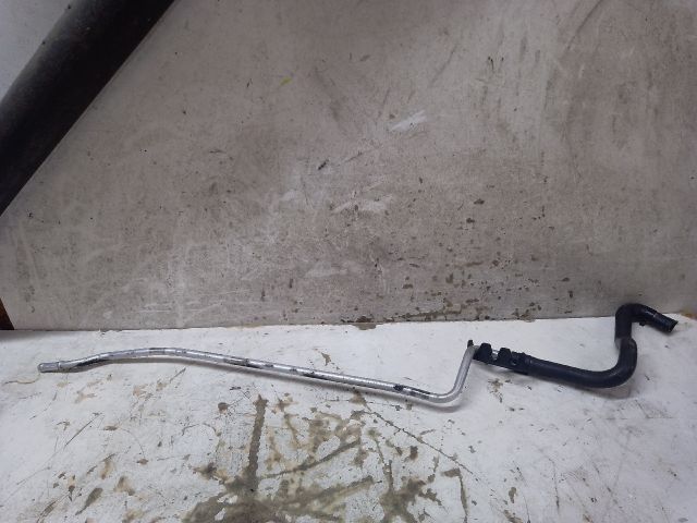 bontott VW GOLF V Üzemanyagcső