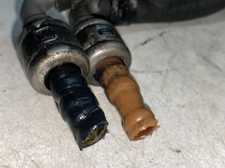 bontott VW GOLF V Üzemanyagszűrő Ház