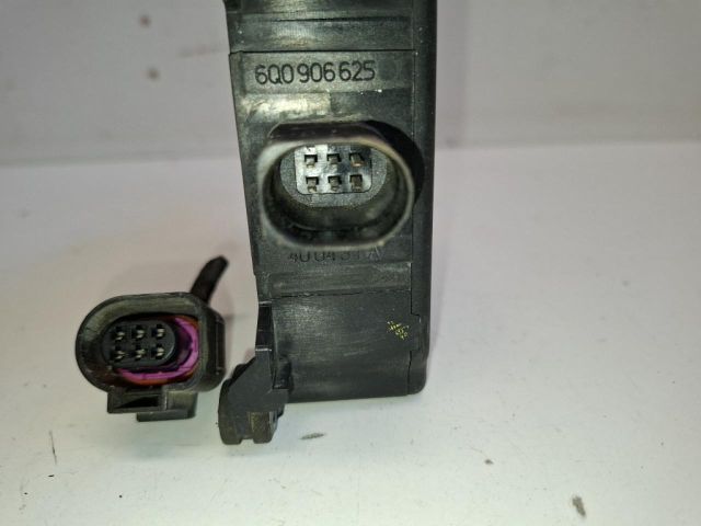 bontott VW GOLF V Vákum Szelep