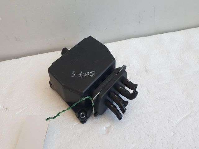 bontott VW GOLF V Vákum Szelep