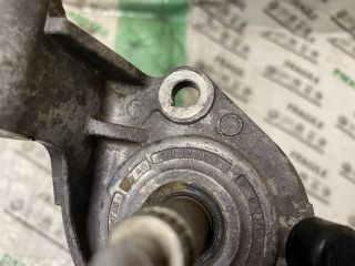 bontott VW GOLF V Váltó Kapcsoló Villa