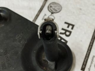 bontott VW GOLF V Váltó Kapcsoló Villa