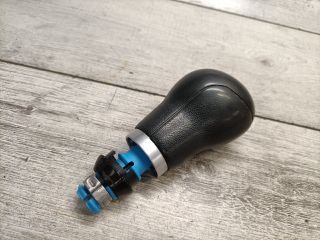 bontott VW GOLF V Váltógomb