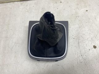 bontott VW GOLF V Váltókar Keret