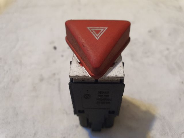 bontott VW GOLF V Vészvillogó Kapcsoló