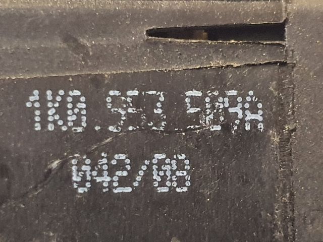 bontott VW GOLF V Vészvillogó Kapcsoló