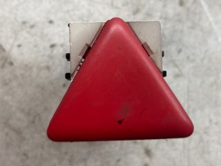 bontott VW GOLF V Vészvillogó Kapcsoló