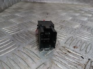 bontott VW GOLF V Vészvillogó Kapcsoló