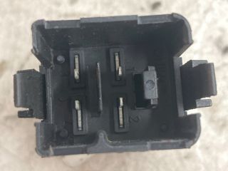 bontott VW GOLF V Vészvillogó Kapcsoló