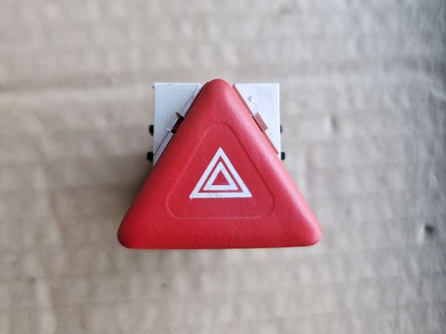 bontott VW GOLF V Vészvillogó Kapcsoló