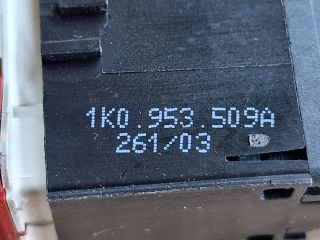 bontott VW GOLF V Vészvillogó Kapcsoló