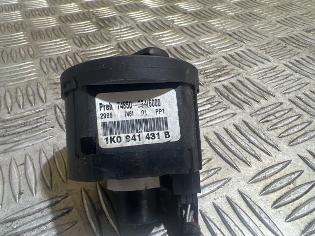 bontott VW GOLF V Világítás Kapcsoló