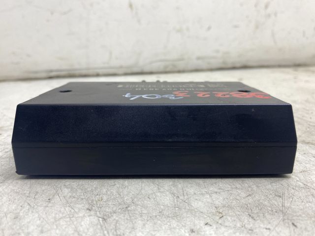 bontott VW GOLF V Vonóhorog Elektronika