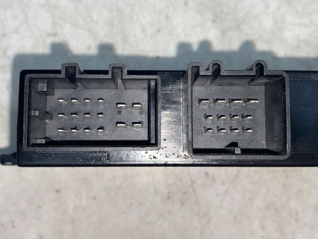 bontott VW GOLF V Vonóhorog Elektronika