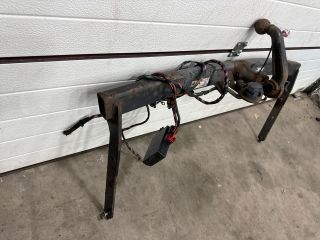 bontott VW GOLF V Vonóhorog