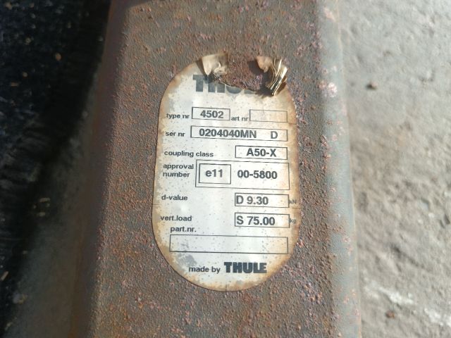 bontott VW GOLF V Vonóhorog