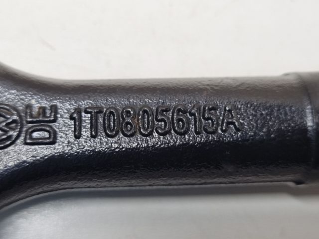 bontott VW GOLF V Vonószem