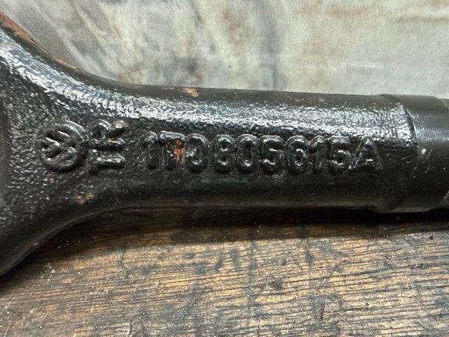 bontott VW GOLF V Vonószem