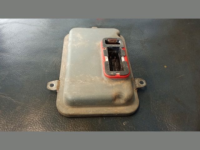 bontott VW GOLF V Xenon Trafó