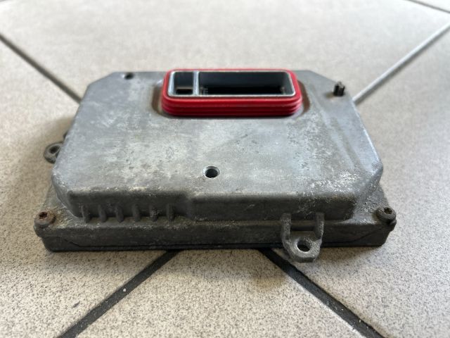 bontott VW GOLF V Xenon Trafó