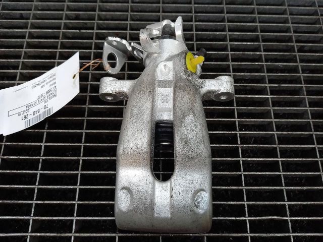 bontott VW GOLF VI Bal hátsó Féknyereg Munkahengerrel