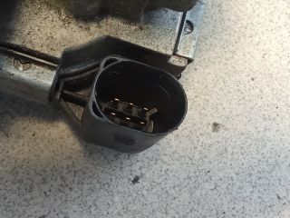 bontott VW GOLF VI Fojtószelep (Elektromos)