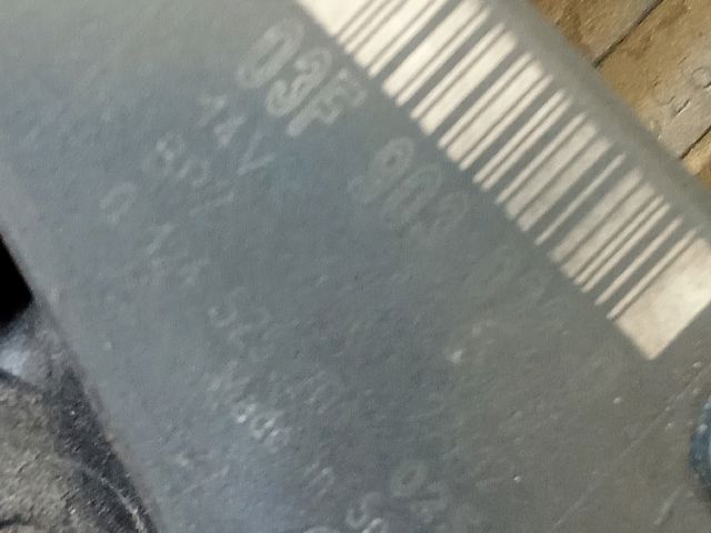 bontott VW GOLF VI Generátor