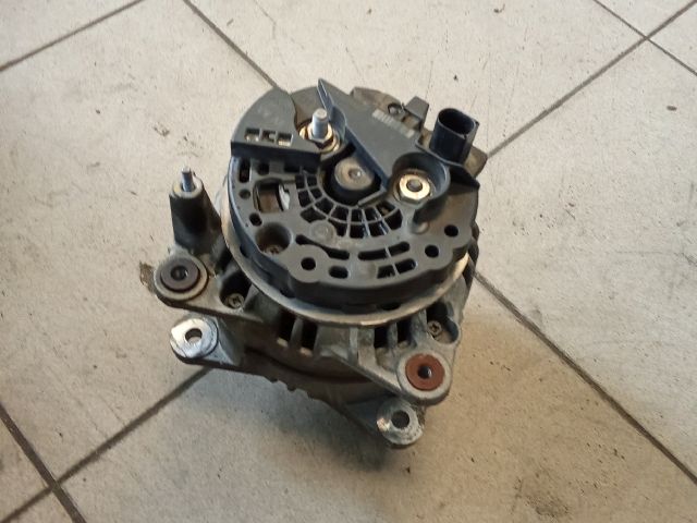 bontott VW GOLF VI Generátor