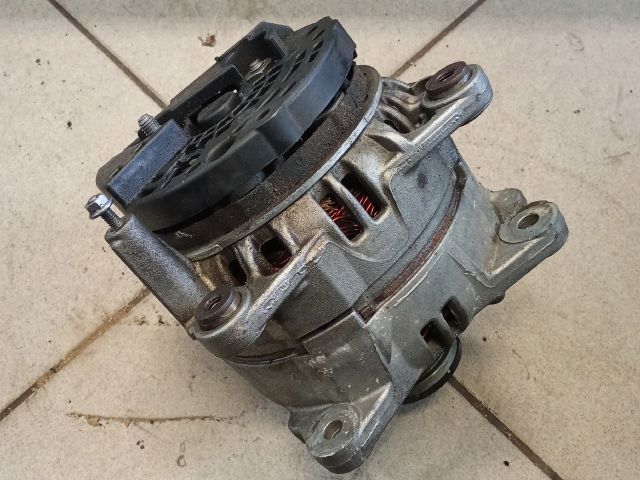 bontott VW GOLF VI Generátor