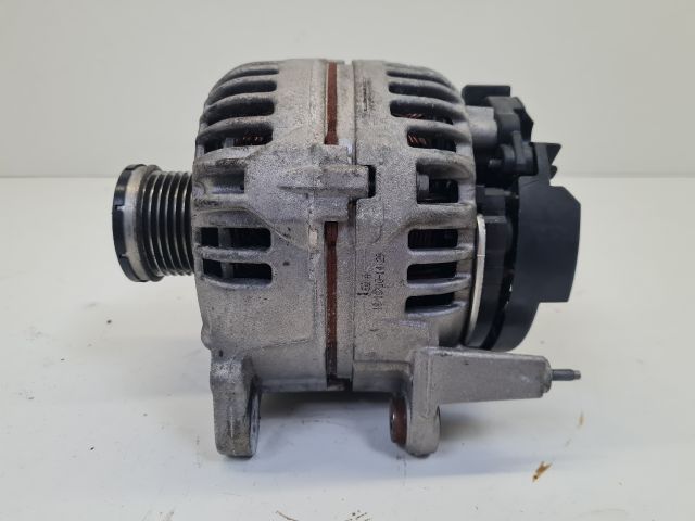 bontott VW GOLF VI Generátor