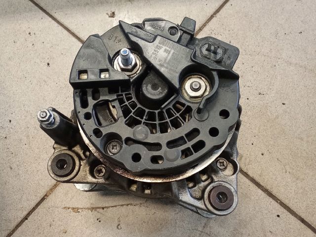 bontott VW GOLF VI Generátor