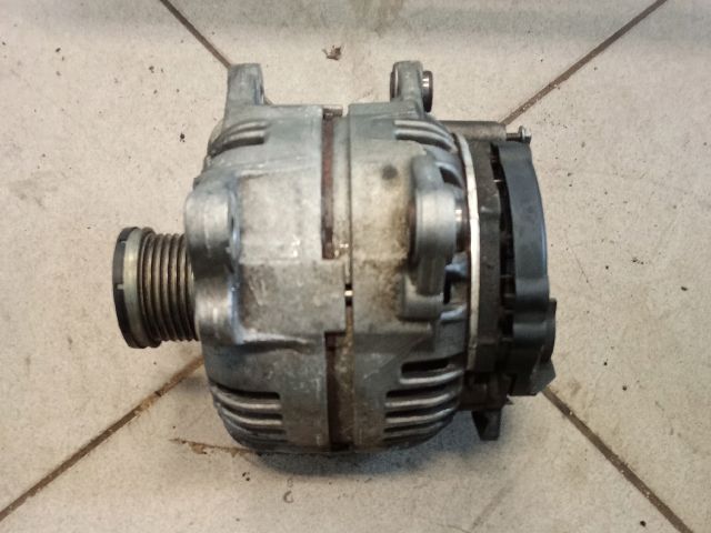 bontott VW GOLF VI Generátor