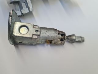 bontott VW GOLF VI Gyújtáskapcsoló Házzal