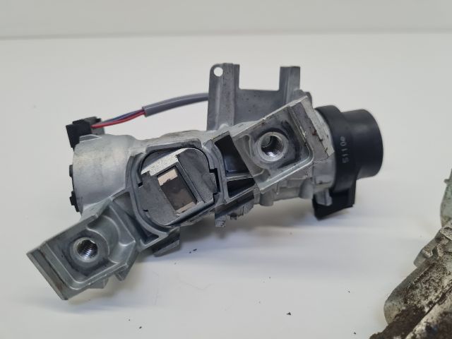 bontott VW GOLF VI Gyújtáskapcsoló Házzal