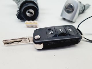 bontott VW GOLF VI Gyújtáskapcsoló Házzal