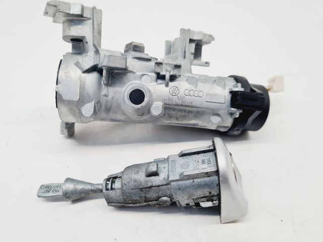 bontott VW GOLF VI Gyújtáskapcsoló Házzal