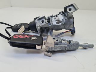 bontott VW GOLF VI Gyújtáskapcsoló Házzal