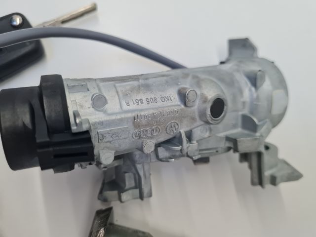 bontott VW GOLF VI Gyújtáskapcsoló Házzal