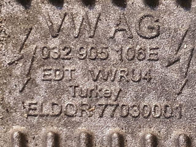 bontott VW GOLF VI Gyújtótrafó