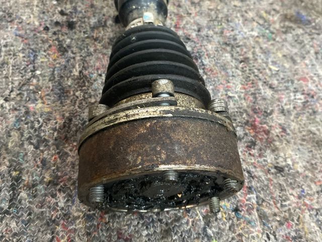 bontott VW GOLF VI Jobb Féltengely