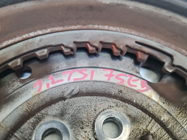 bontott VW GOLF VI Kettős tömegű Lendkerék