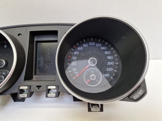 bontott VW GOLF VI Kilométeróra