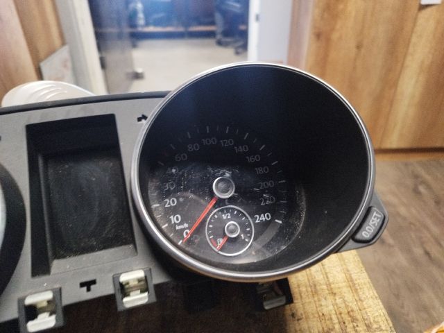 bontott VW GOLF VI Kilométeróra