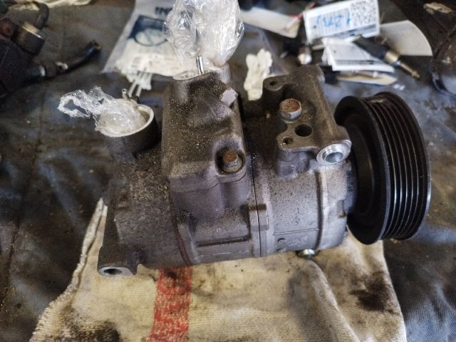 bontott VW GOLF VI Klímakompresszor