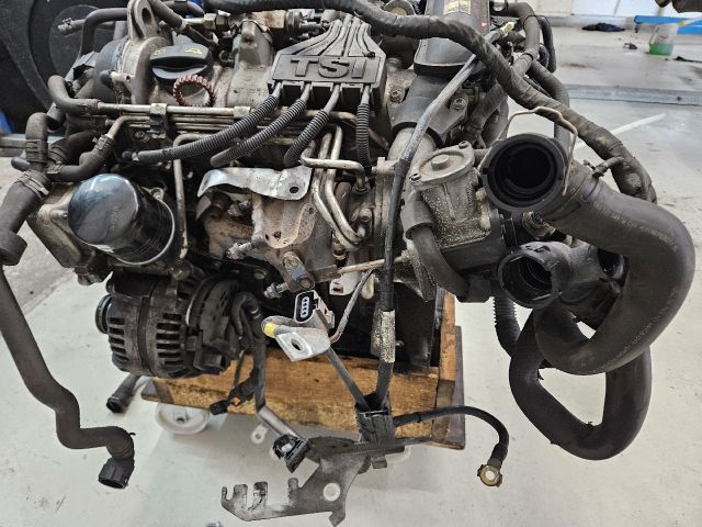 bontott VW GOLF VI Komplett Motor (Segédberendezésekkel)