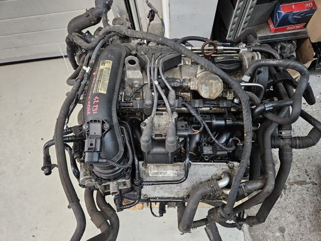 bontott VW GOLF VI Komplett Motor (Segédberendezésekkel)