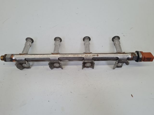 bontott VW GOLF VI Közösnyomócső