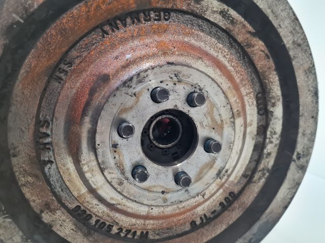 bontott VW GOLF VI Kuplung Szett Lendkerékkel