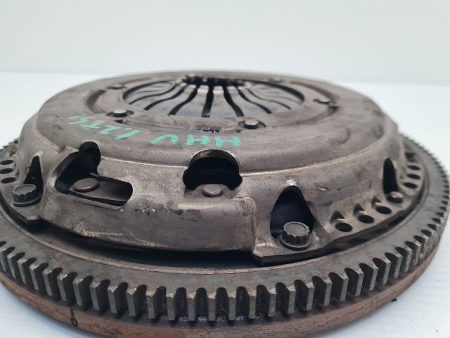 bontott VW GOLF VI Kuplung Szett Lendkerékkel