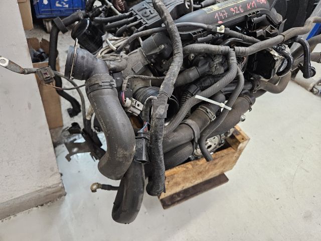 bontott VW GOLF VI Motor (Fűzött blokk hengerfejjel)